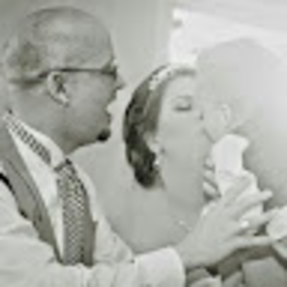 Meet your Posher, Leslie - Picture 1 of 1